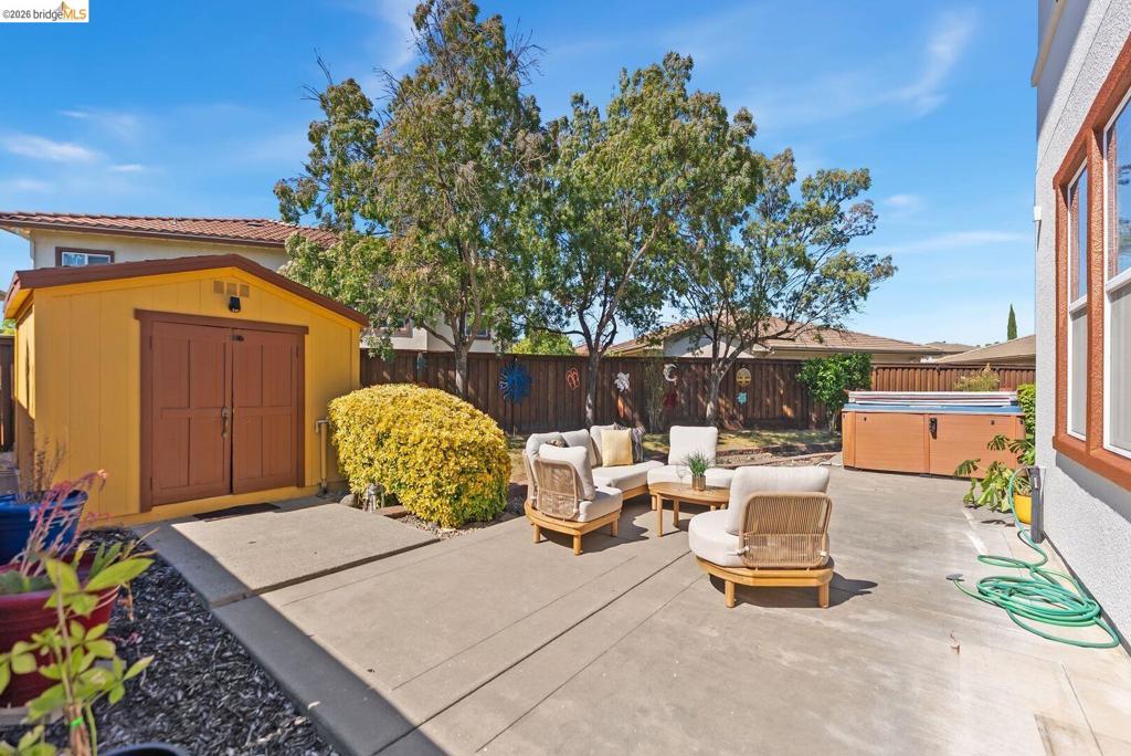 main property photo 26