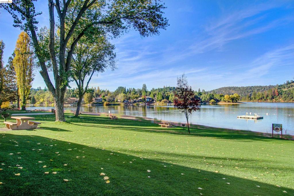 main property photo 65