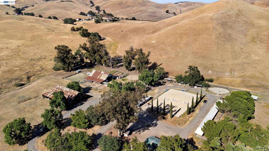 main property photo 42