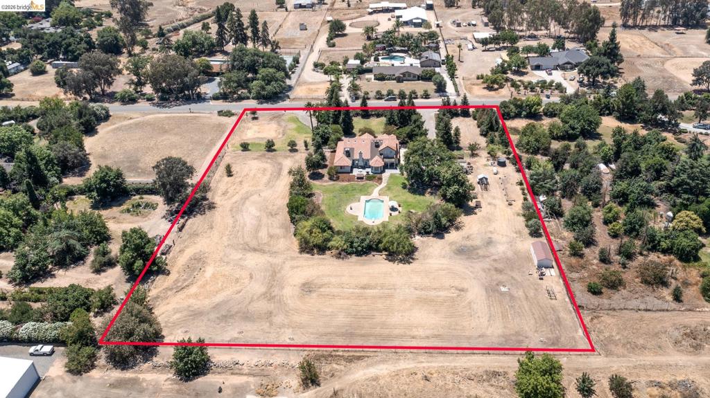 main property photo 65