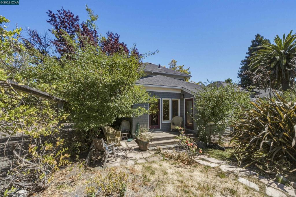 main property photo 24