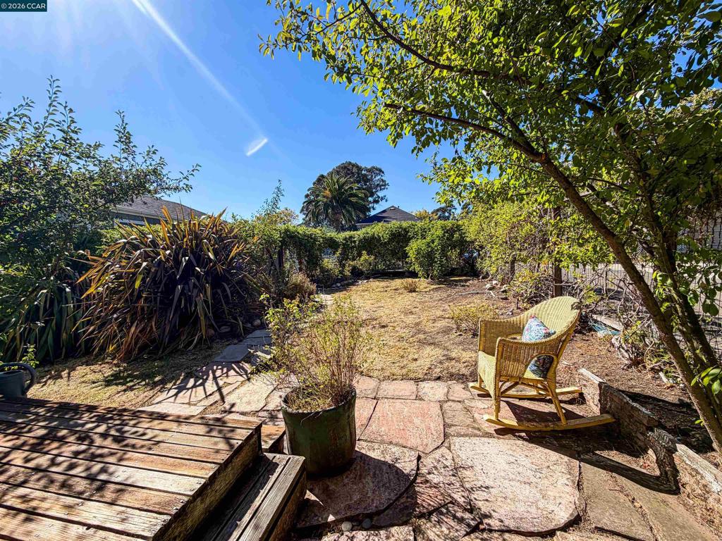 main property photo 54