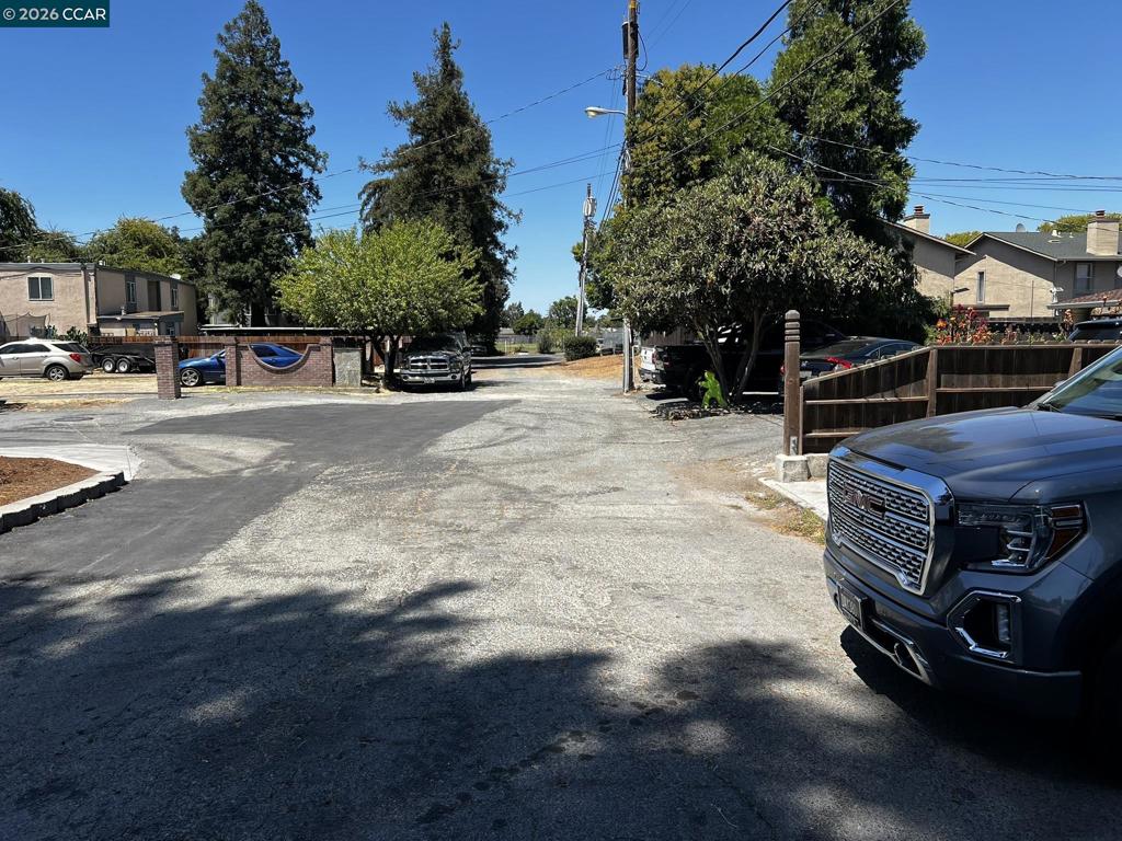 main property photo 74