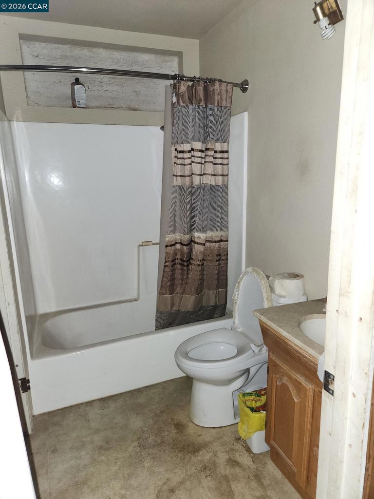 main property photo 77
