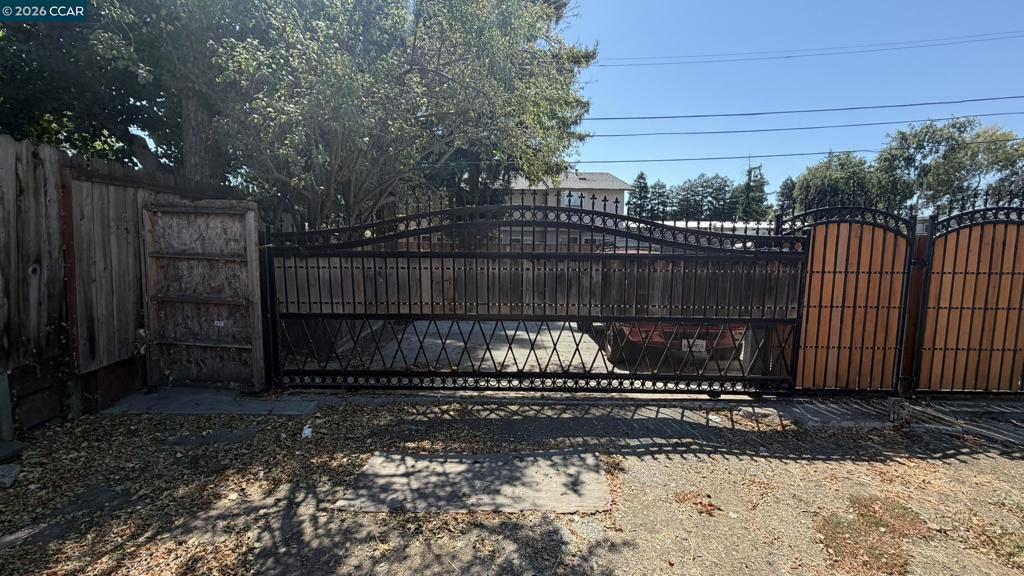 main property photo 88