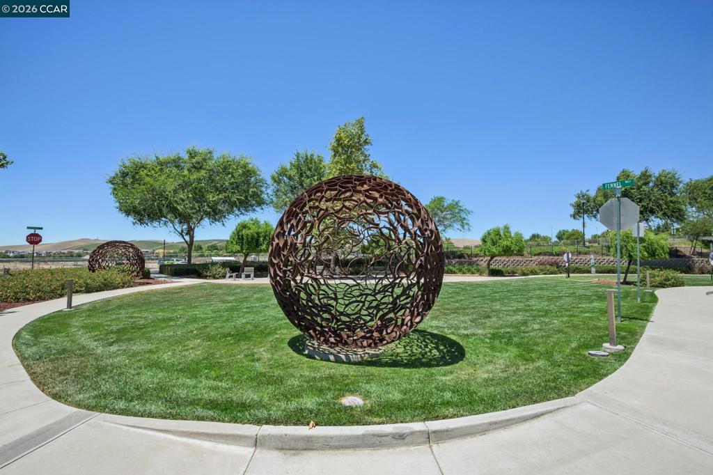 main property photo 70