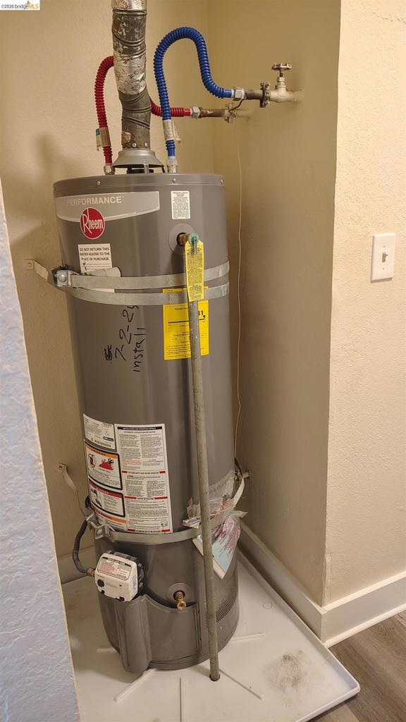 main property photo 7