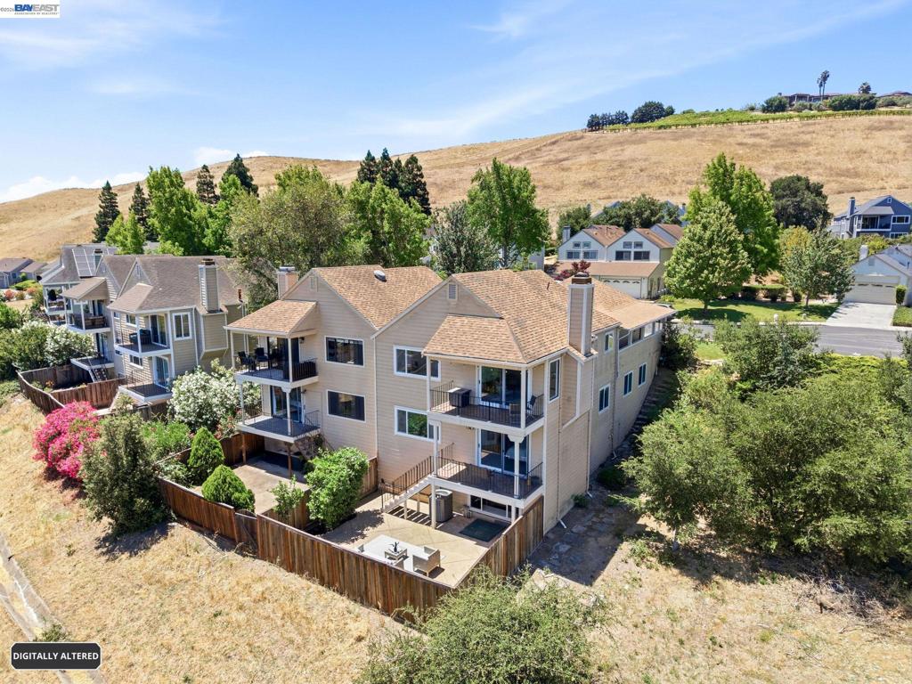 main property photo 66