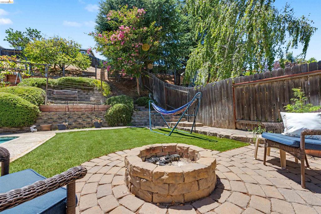 main property photo 64