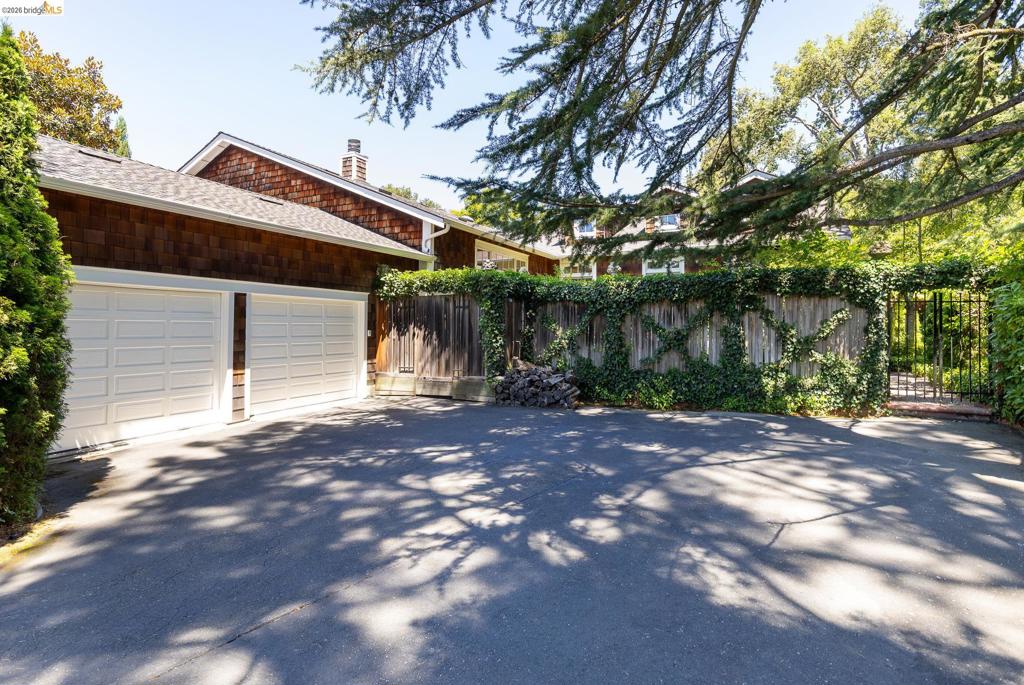 main property photo 61