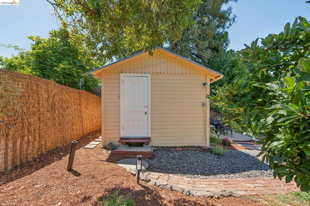 main property photo 58