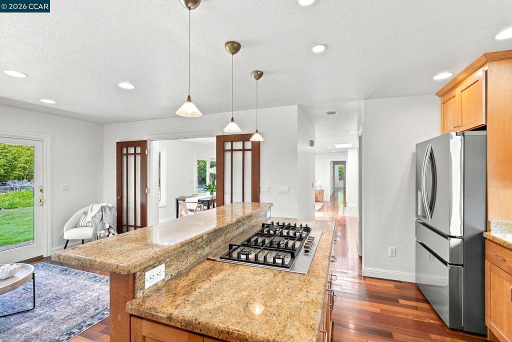 main property photo 16