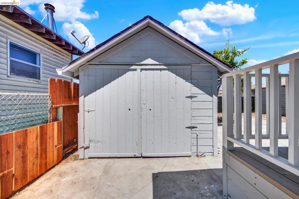 main property photo 51