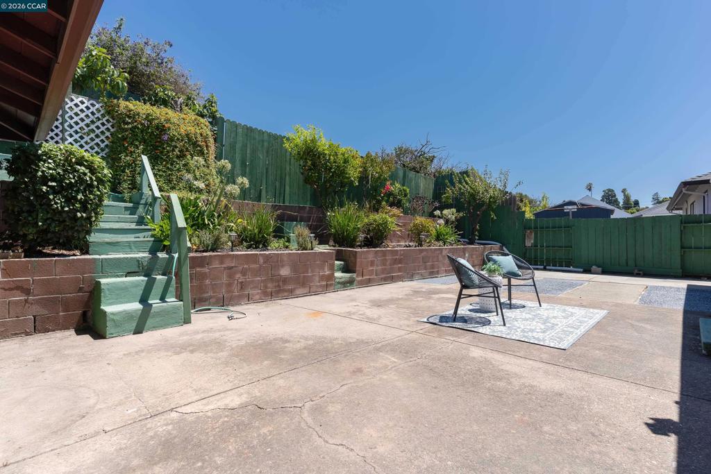 main property photo 58