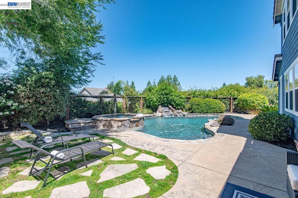main property photo 63
