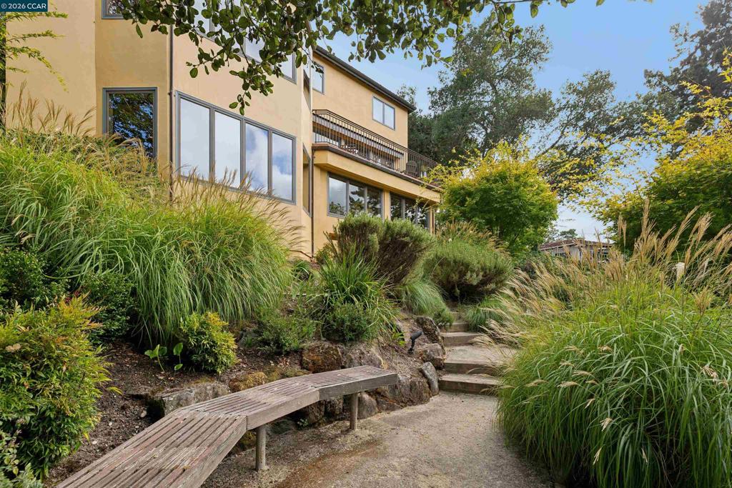 main property photo 64