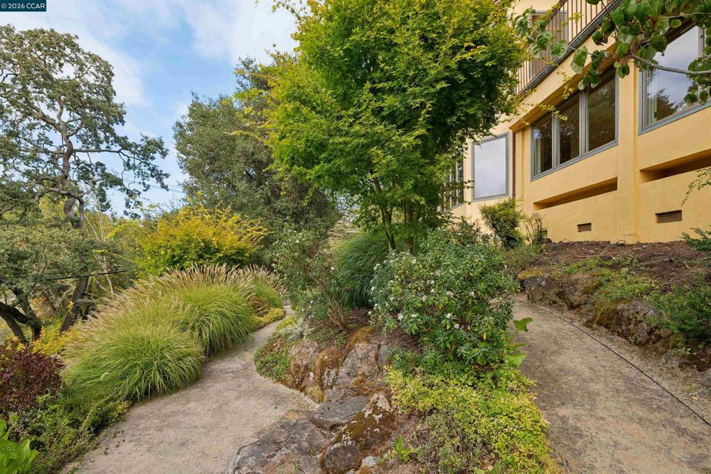 main property photo 65