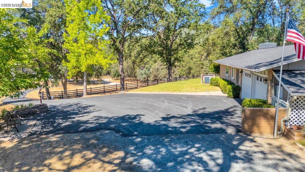 main property photo 77