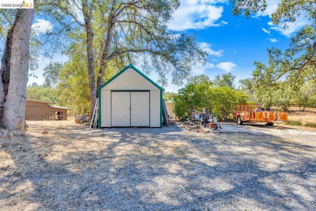 main property photo 86