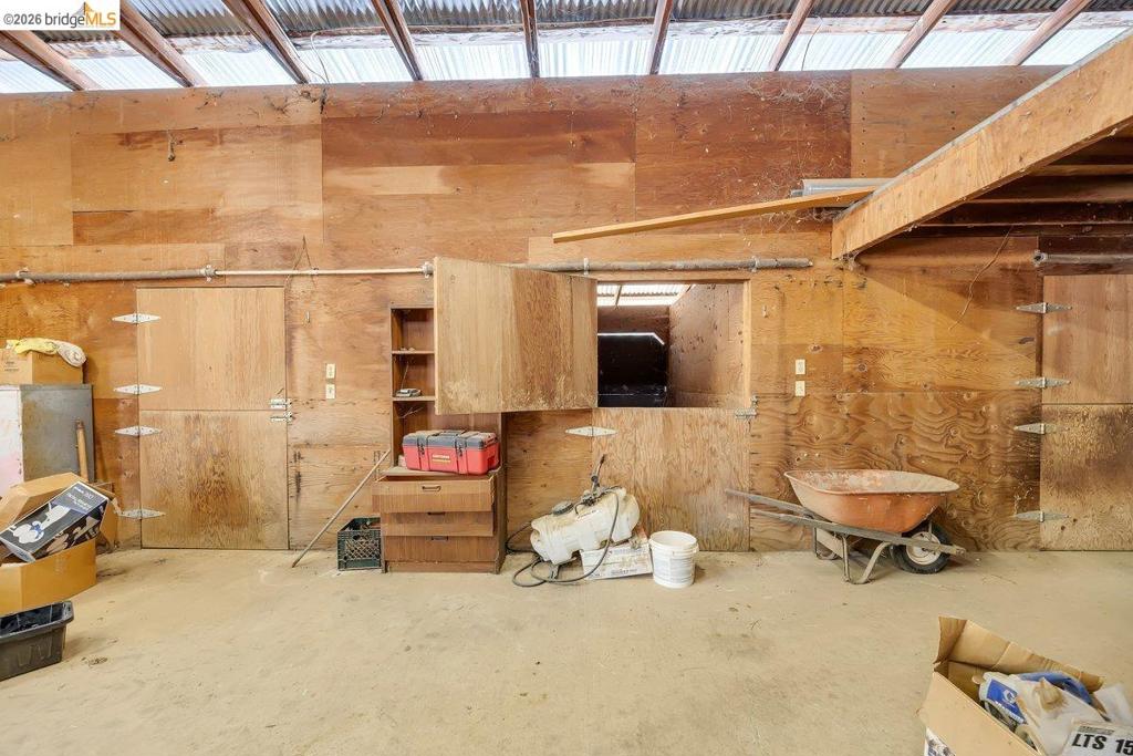 main property photo 93