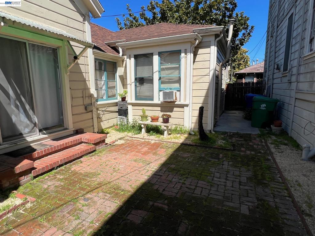 main property photo 67