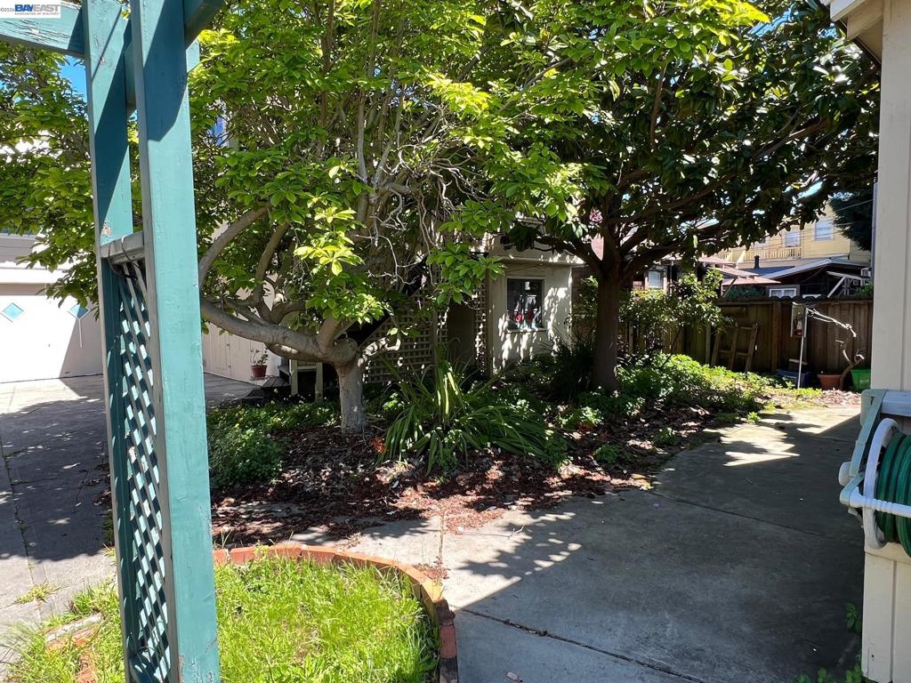 main property photo 73
