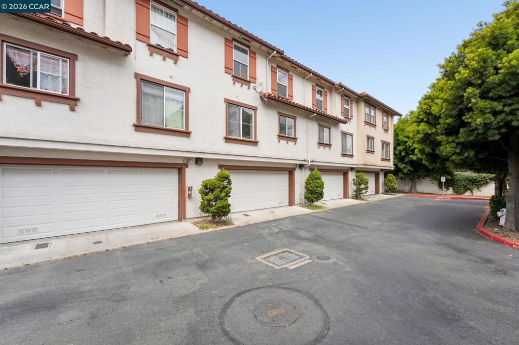 main property photo 60