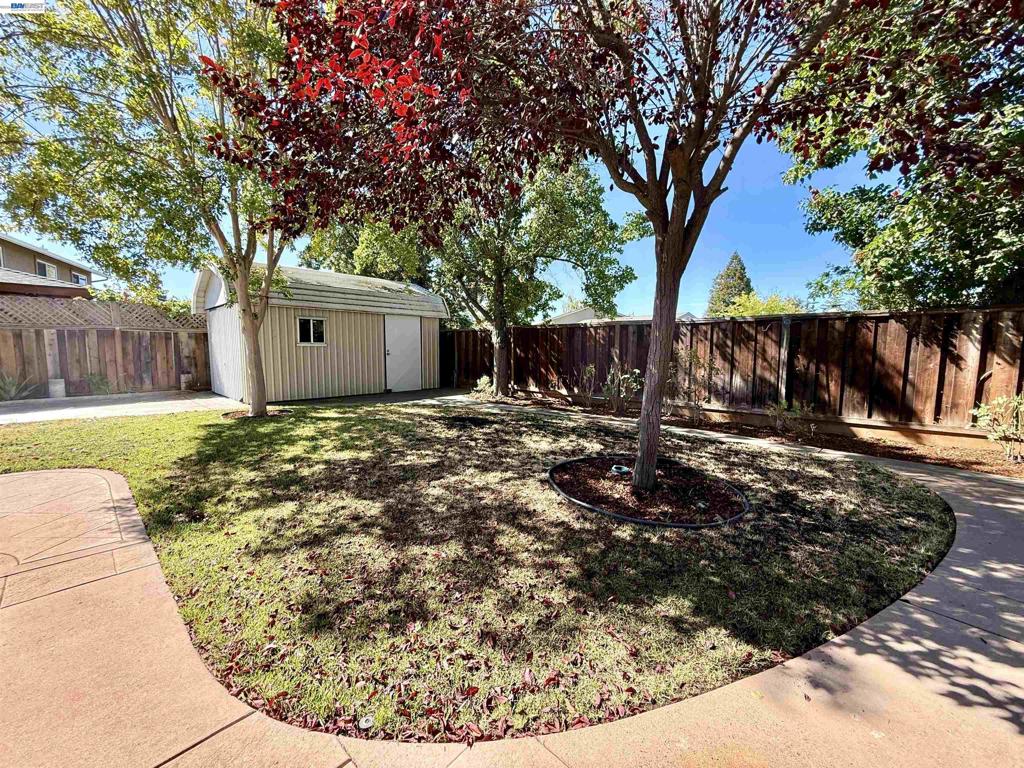 main property photo 68
