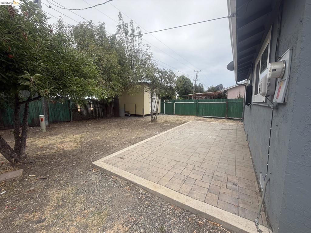 main property photo 41