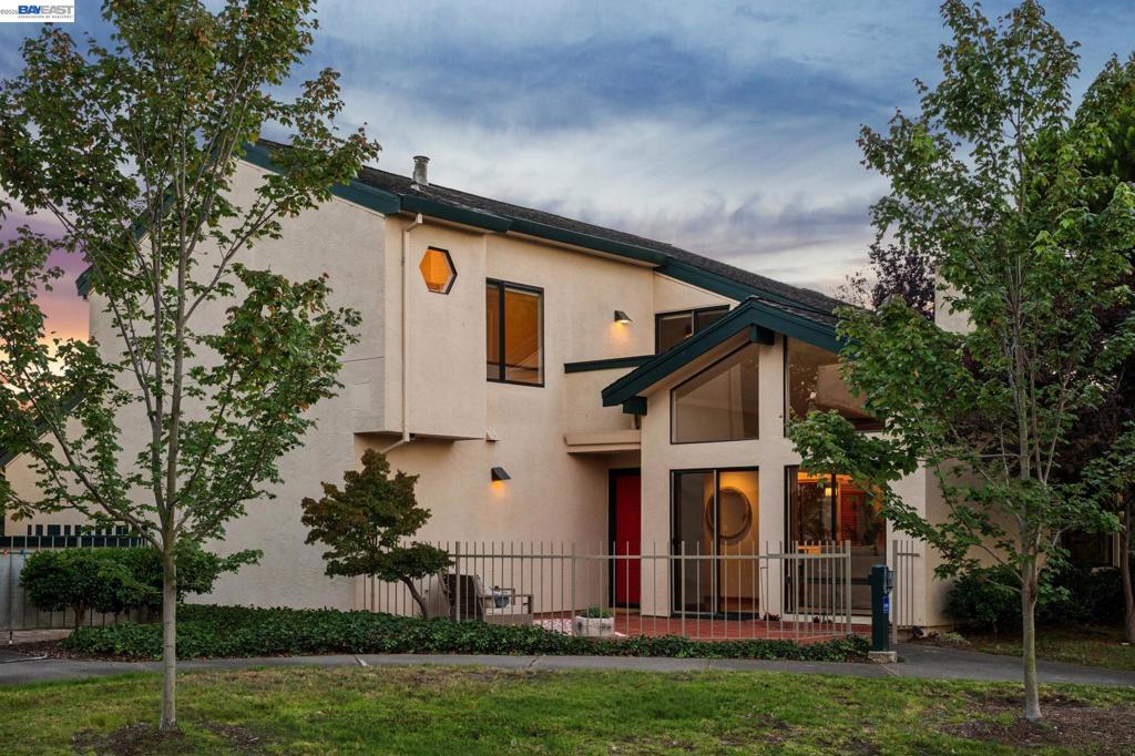 main property photo 60