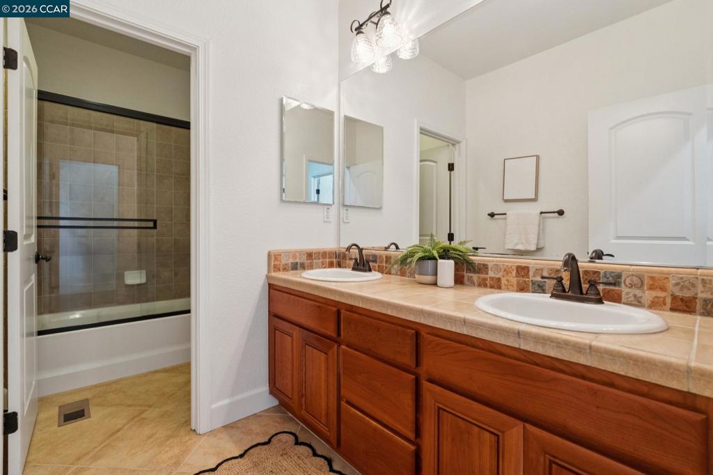main property photo 62