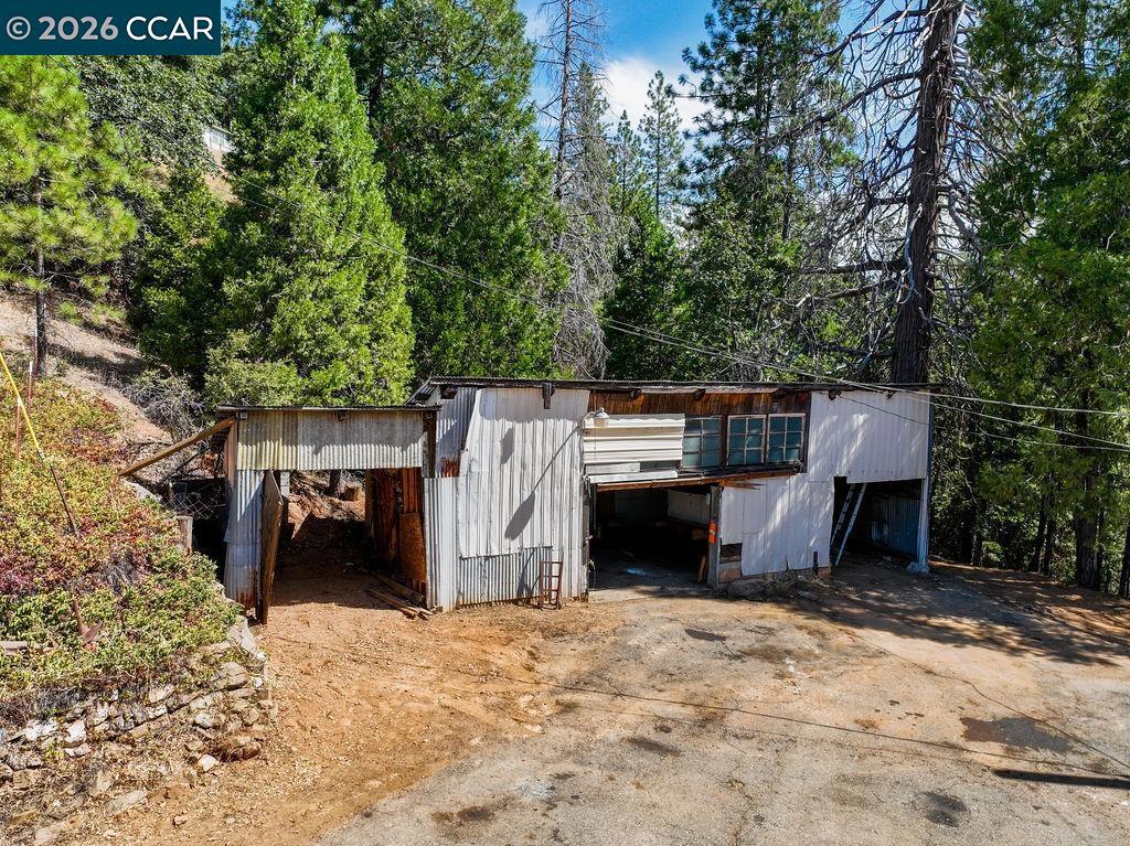 main property photo 8