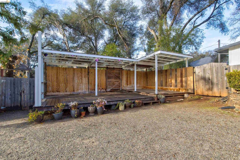 main property photo 64