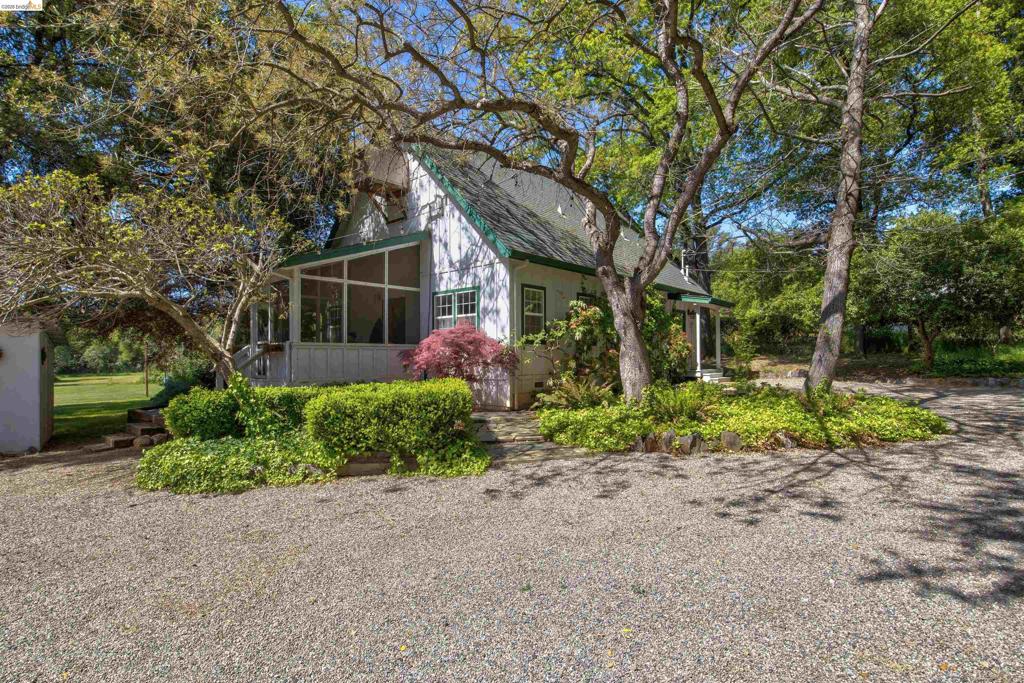main property photo 74