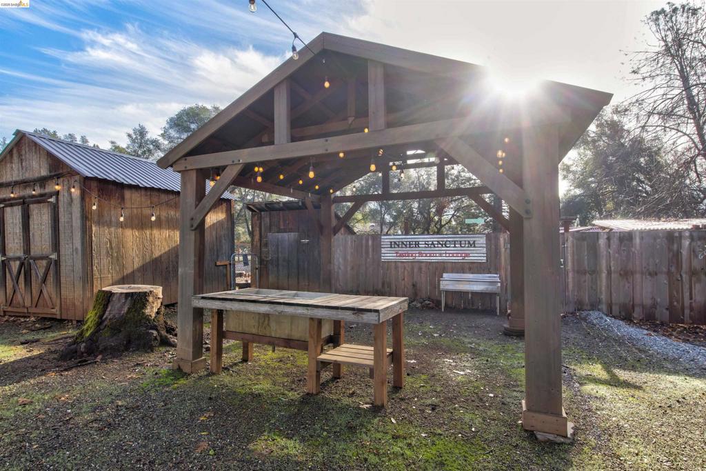 main property photo 96