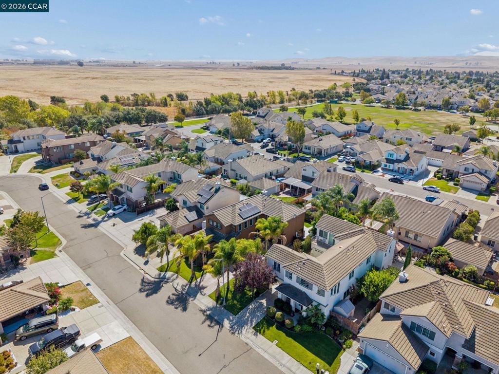 main property photo 60