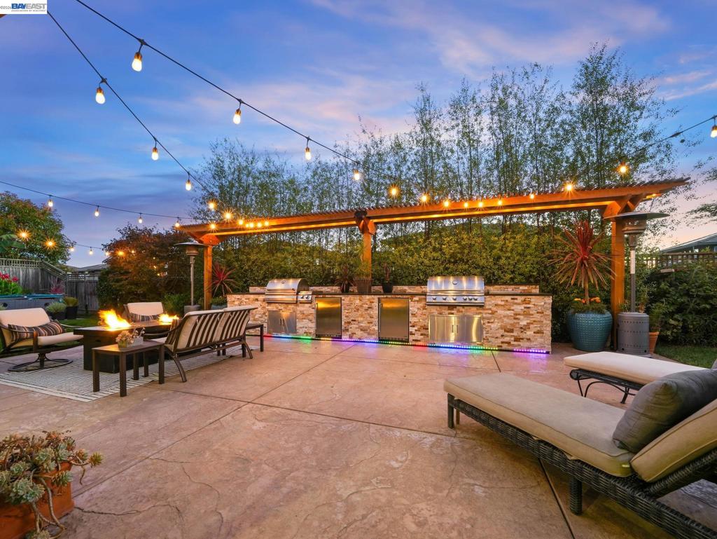 main property photo 61