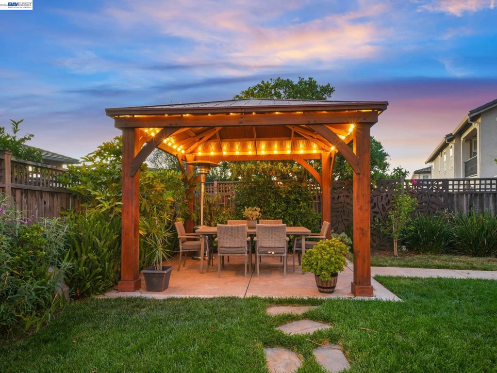 main property photo 62