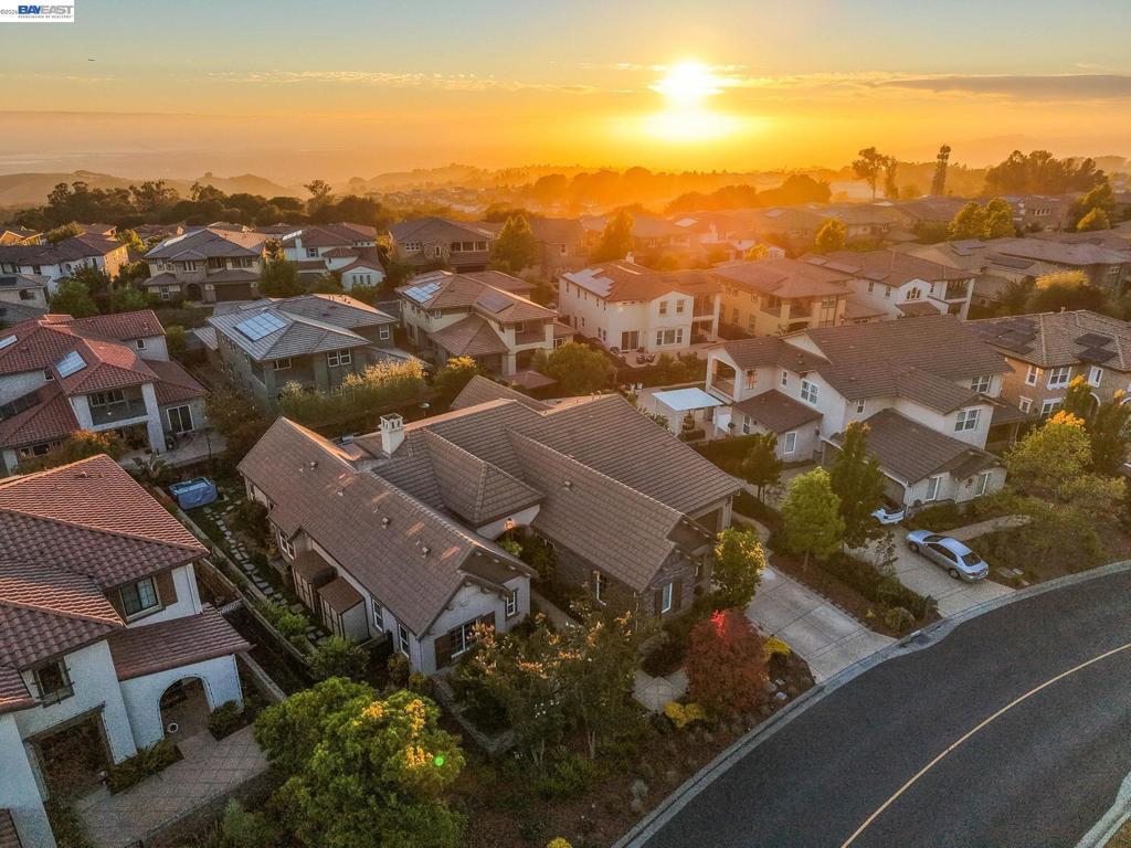 main property photo 70