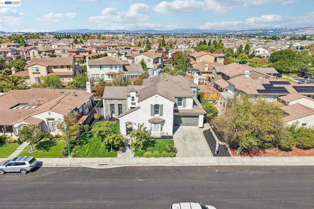 main property photo 76