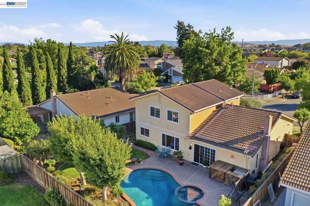 main property photo 60