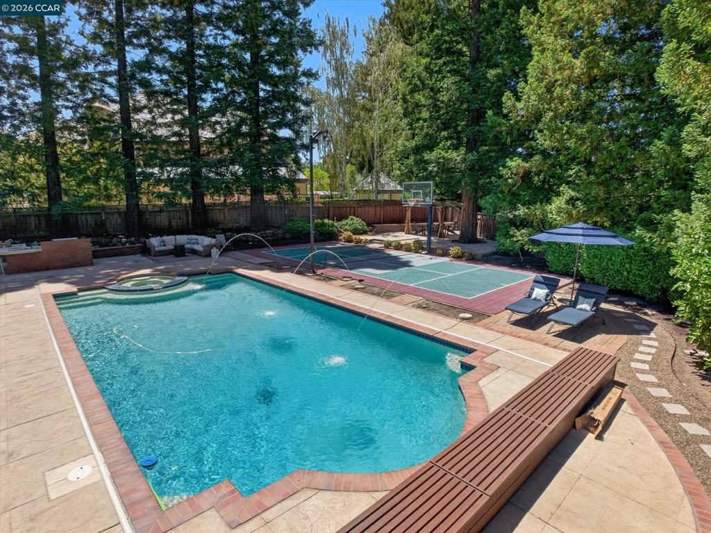 main property photo 90