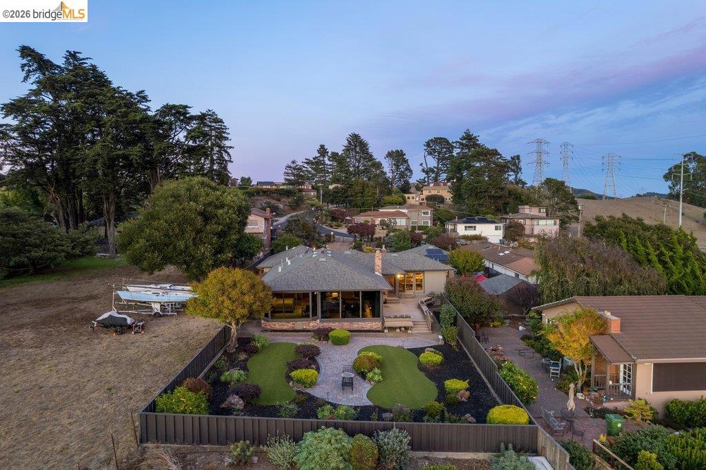 main property photo 88