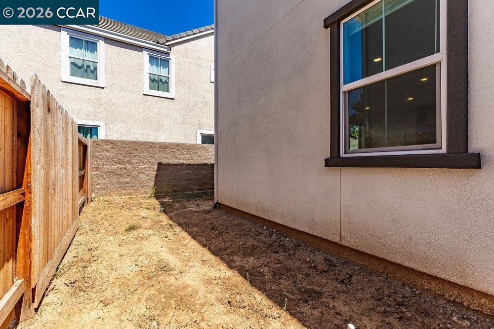 main property photo 57