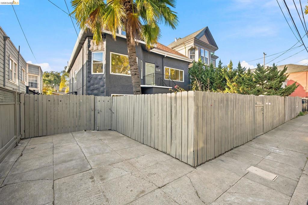 main property photo 76