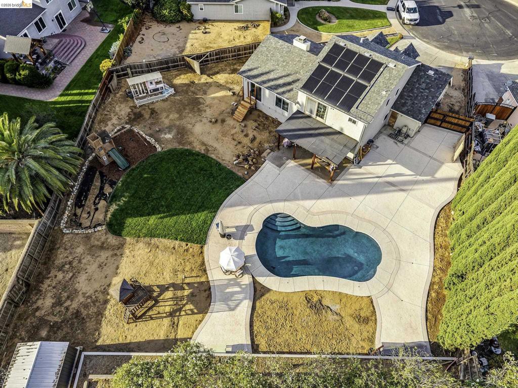 main property photo 59