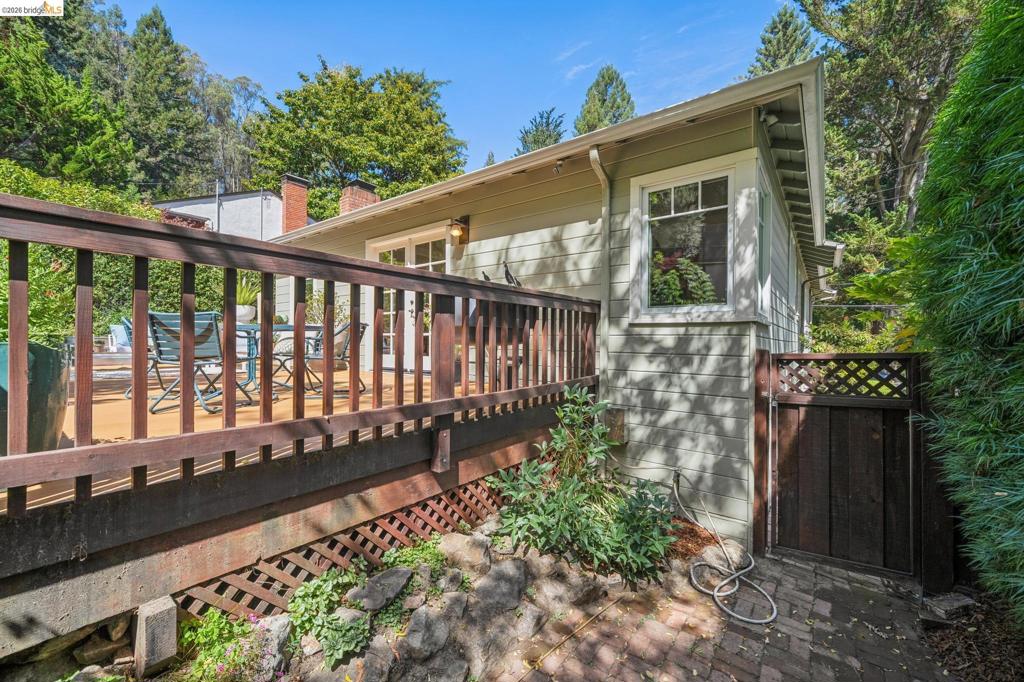 main property photo 45