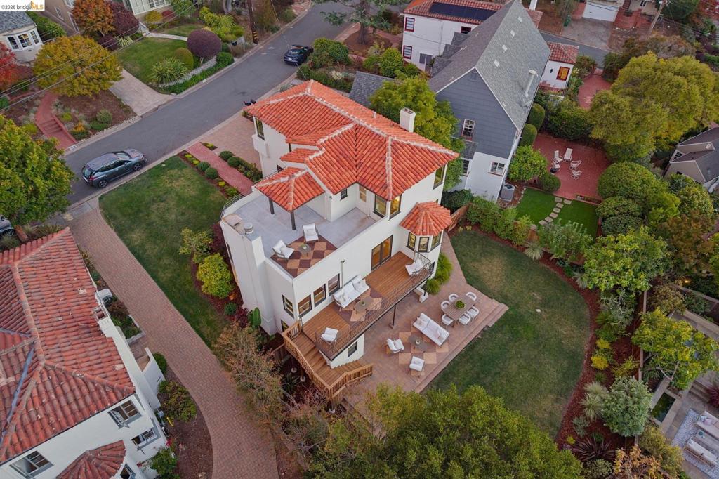 main property photo 57