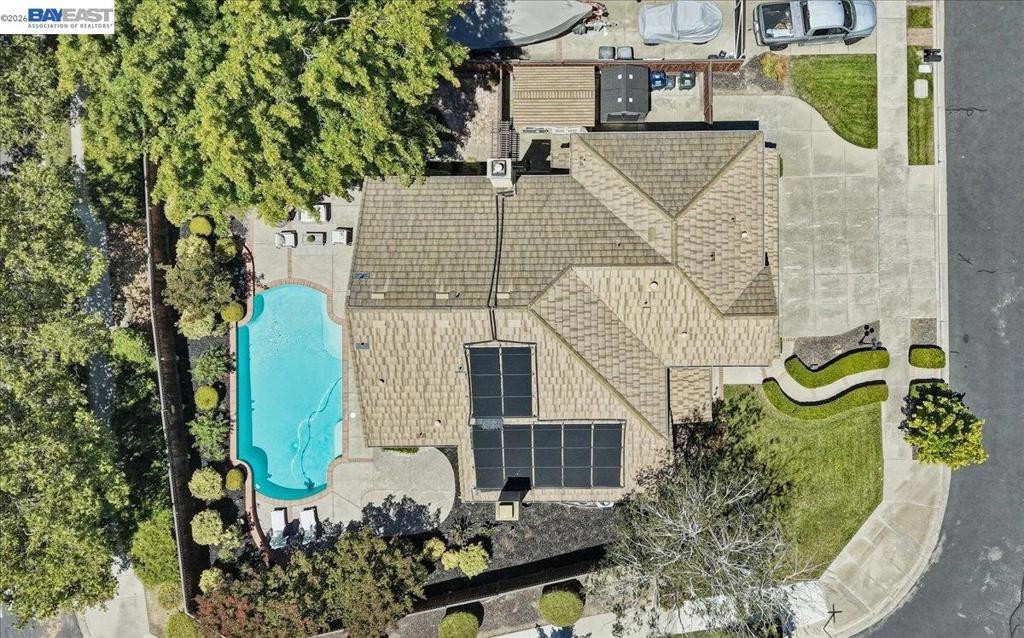 main property photo 84