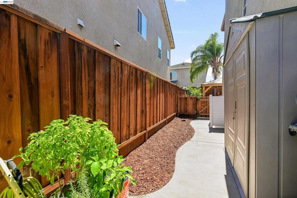 main property photo 56